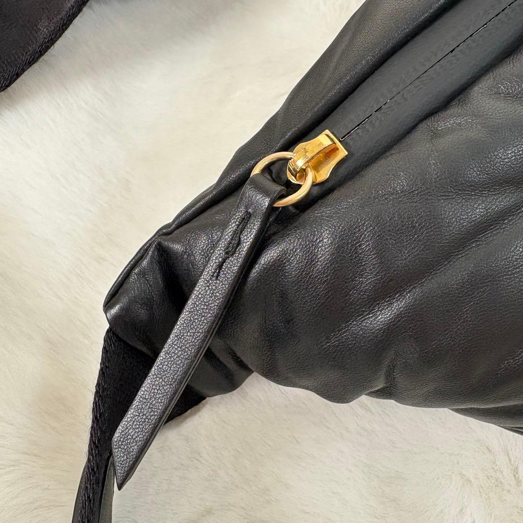 美品 メゾンマルジェラ グラムスラム レザー ボディバッグ ウエストポーチ