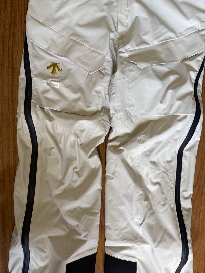 デサント　スキーウェア　上下S DESCENTE