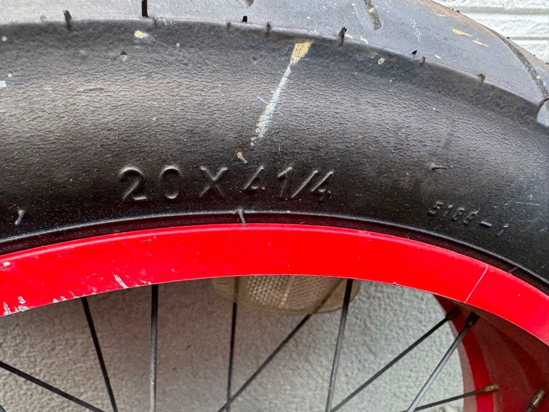 ブロンクス　20インチ　純正ホイールタイヤセット　前後