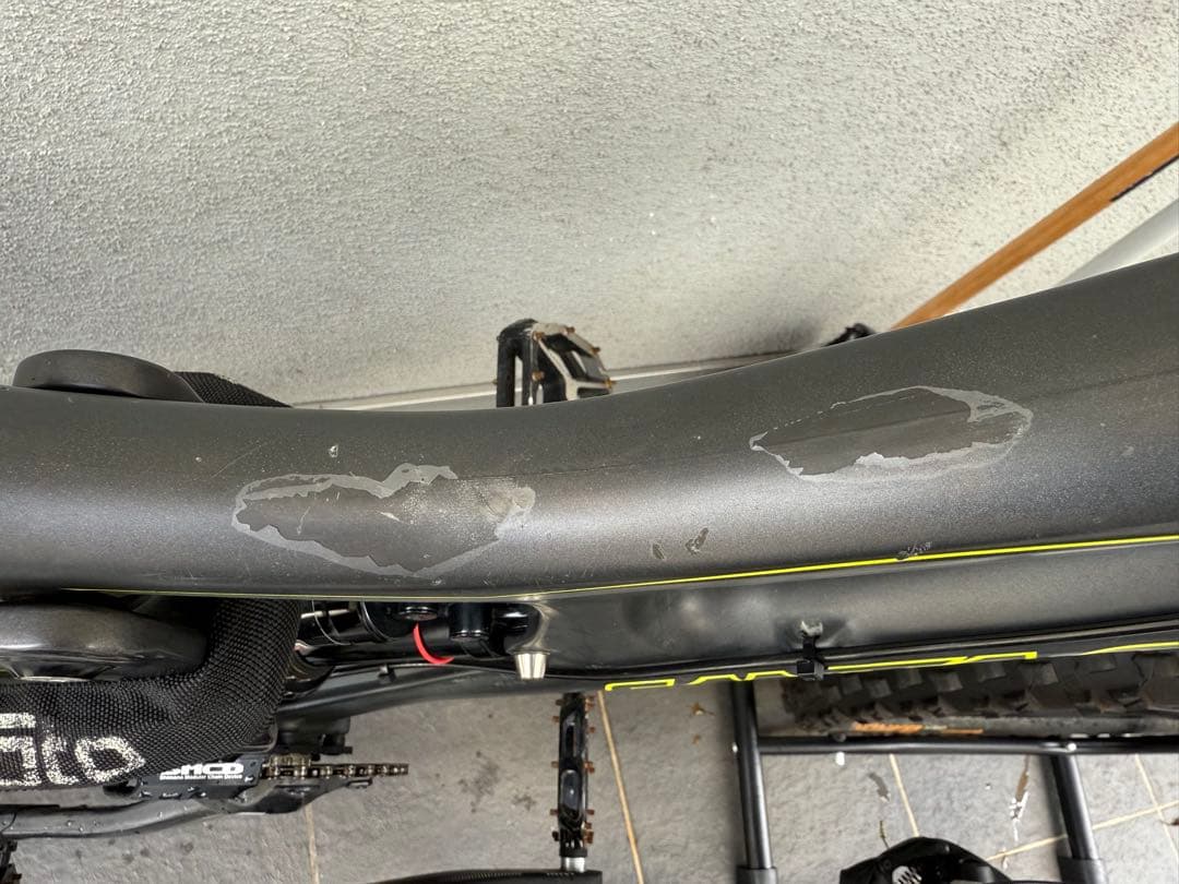 れん SANTA CRUZ V10.5 26 inch Sサイズ