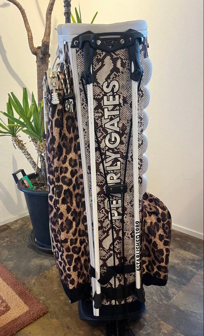 限定柄】パーリーゲイツ ヒョウ柄 ゴルフバッグ キャディーバッグ