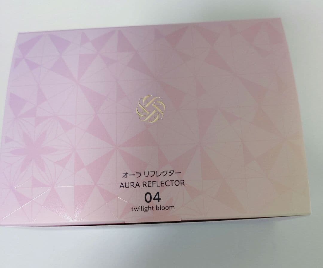 ☆新品未使用☆DECORTÉ AQオーラ リフレクター フェイスパウダー04限定