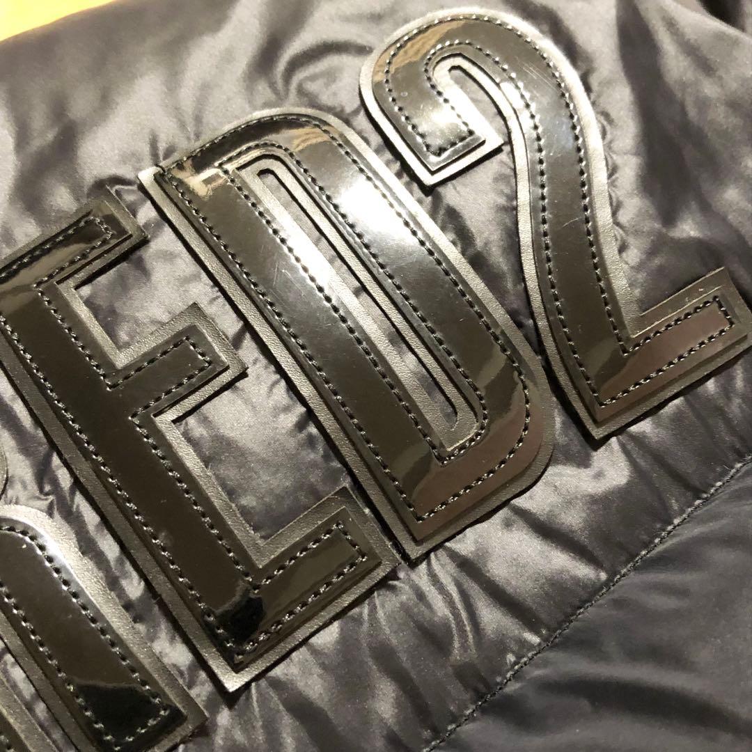 DSQUARED2 ディースクエアード ビック背面ロゴ付き ダウンジャケット