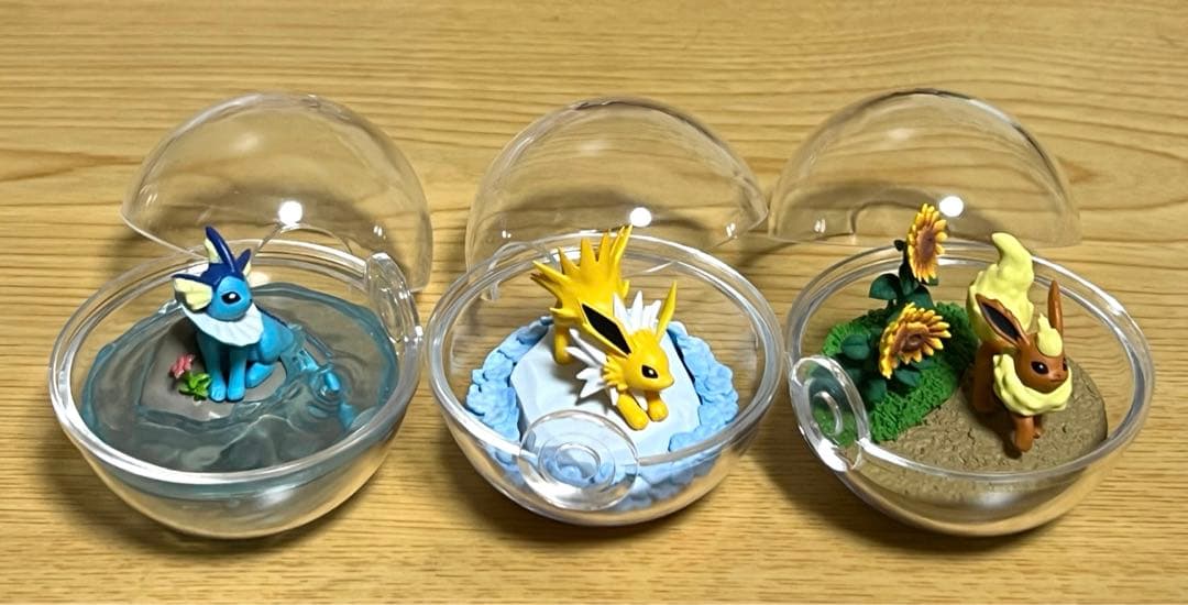 ポケモン　テラリウム　ブイズ　リーメント　フィギュア　ニンフィア　ブラッキー