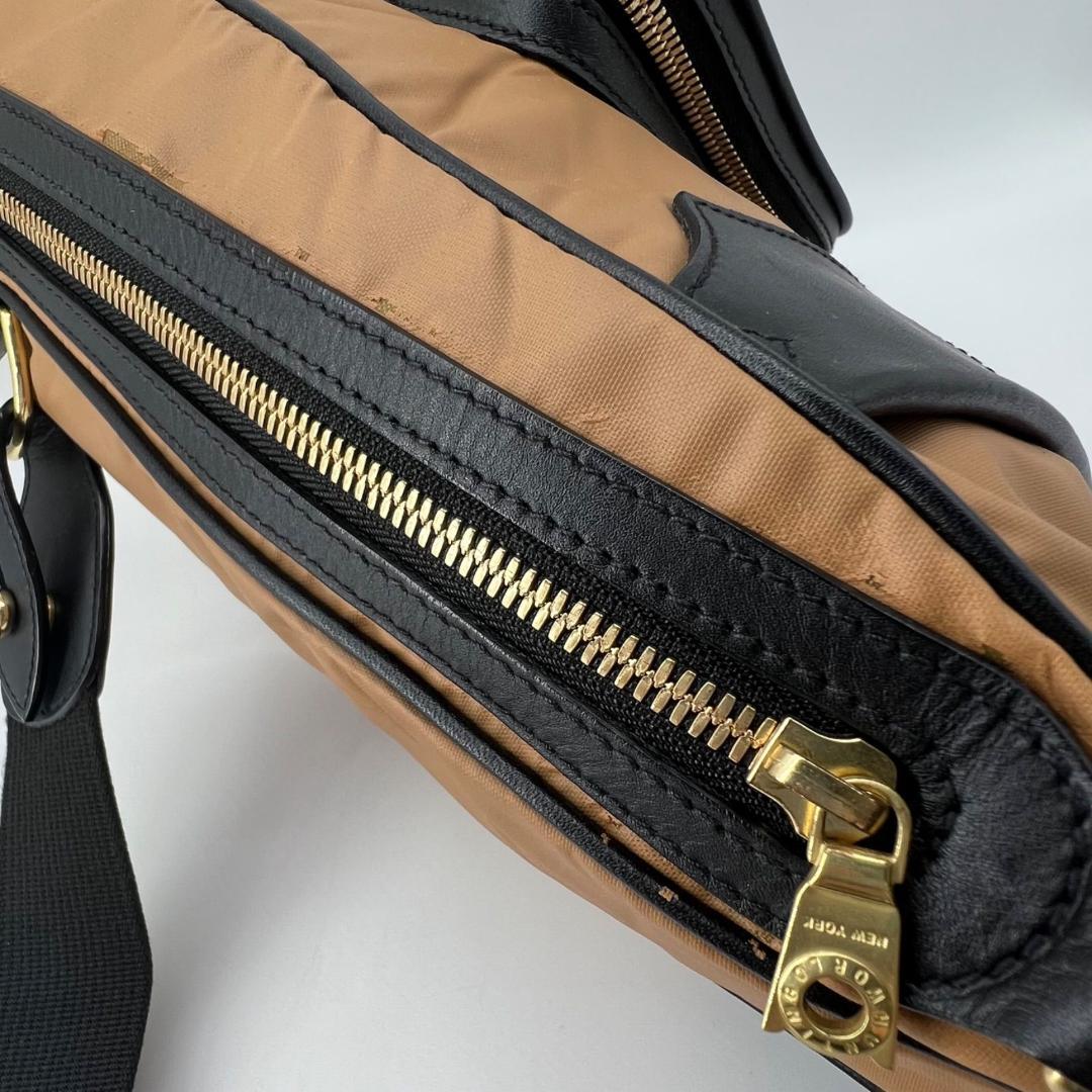 タグ付✨美品 ハンティングワールド バチューサー レザー ボディバッグ