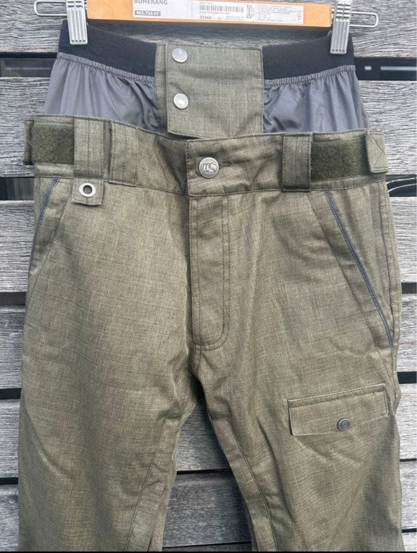 BONFIRE ボンファイア レディース スノーボードウェア 上下セット S