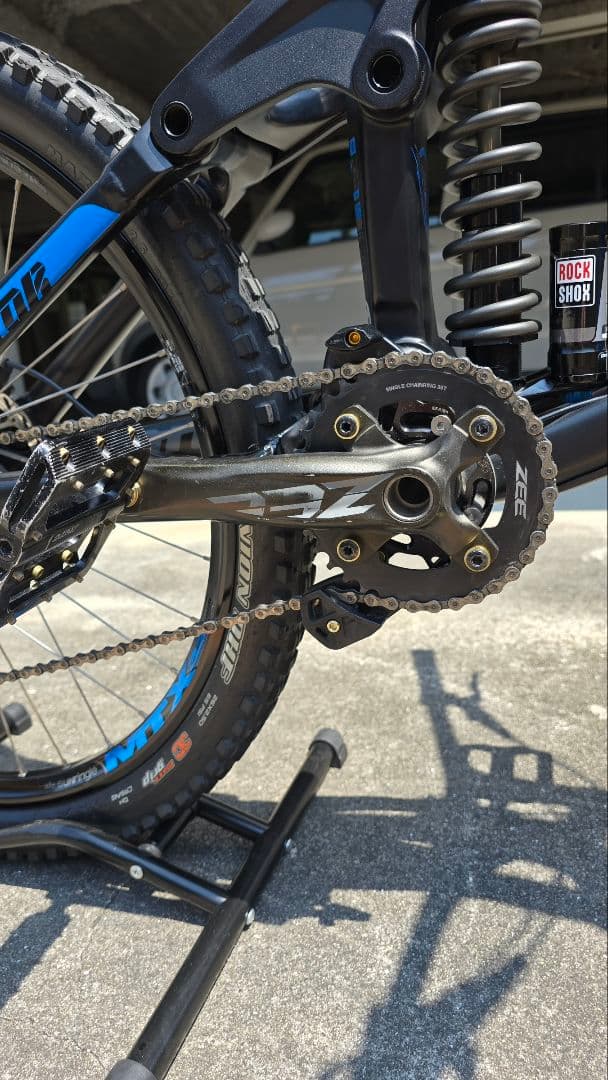 Kona Operator コナオペレーター DH Carbon