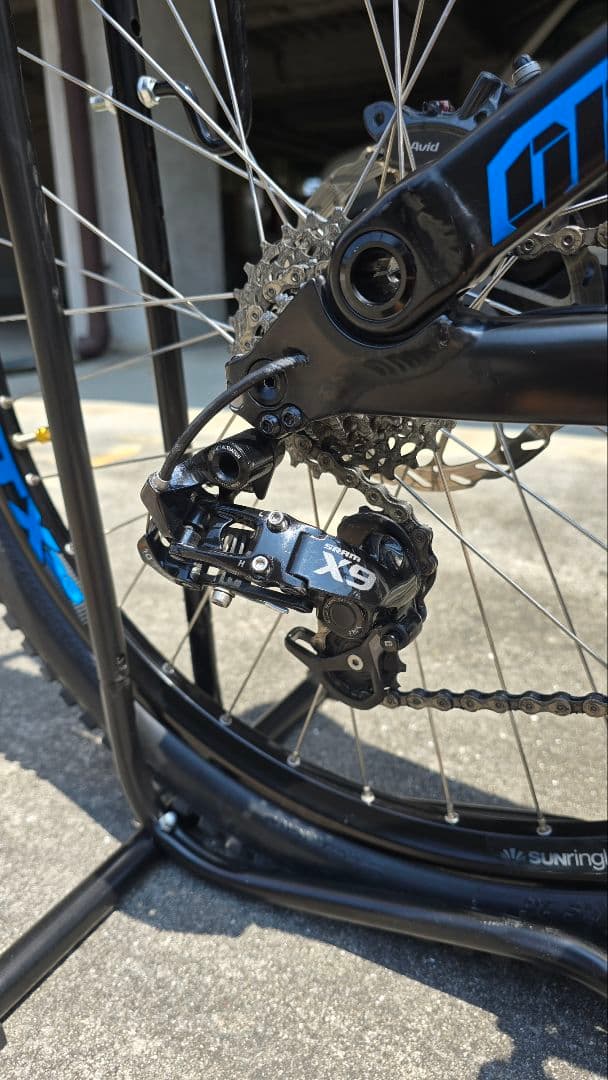 Kona Operator コナオペレーター DH Carbon