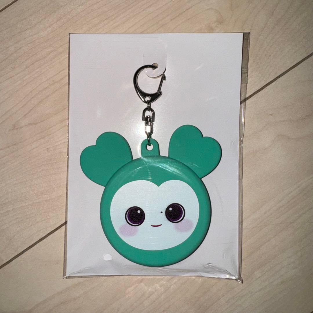 TWICE ベイビーラブリー 缶バッチケース ミナ ミブリー - メルカリ