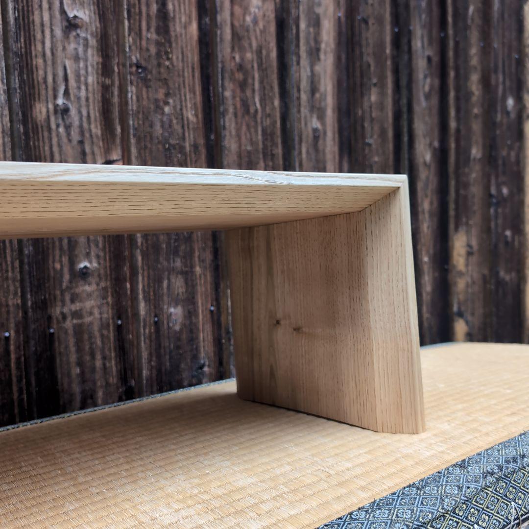 栗板のシンプルな置台 コの字 コレクションラック 花台 無垢板の家具