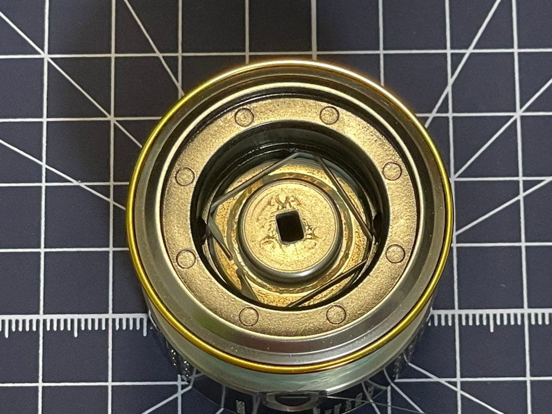 18ステラ　C2000SHG スプール　純正　美品　③