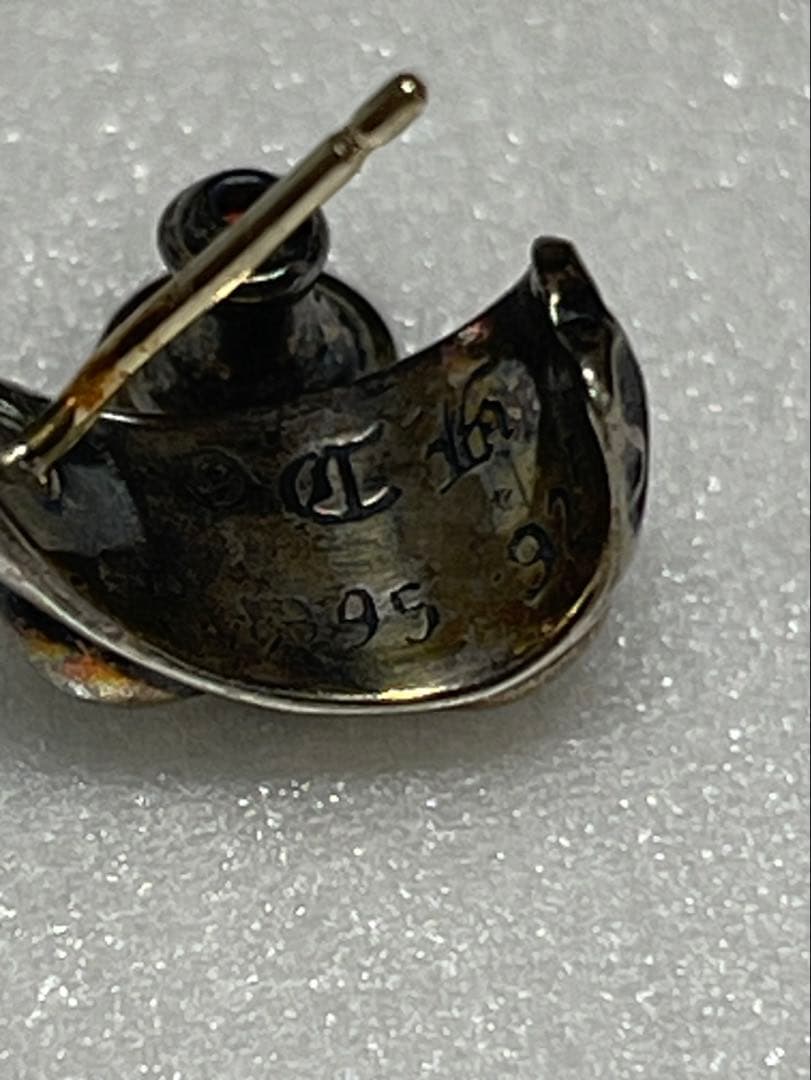 ア*シ様 クロムハーツ　ピアス　カーブドティアドロップピアス　イヤリング　水