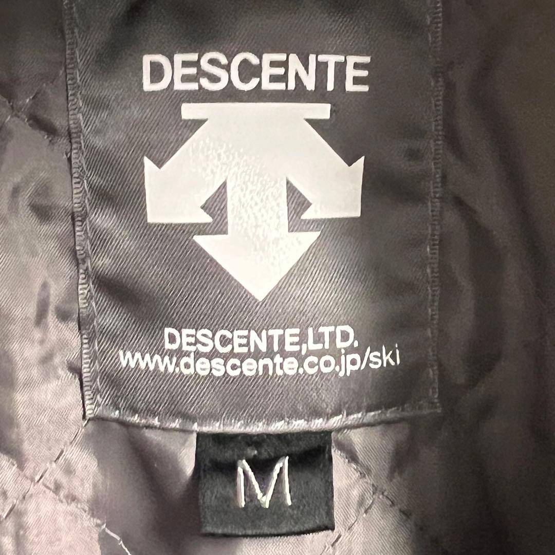DESCENTE スノーウェア　セットアップ　ダウンジャケット　Mサイズ