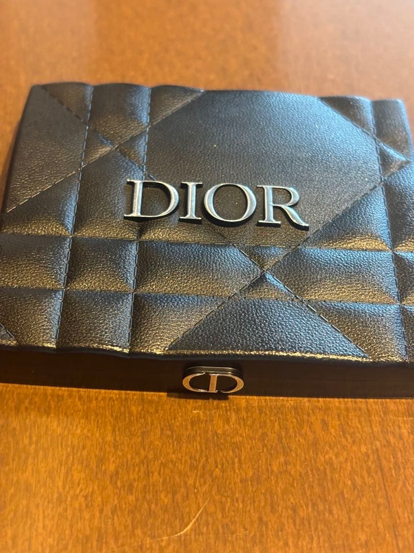 アイシャドウ新作シルクトープ限定色 限定アイシャドウ】【旧】ディオールショウ サンク クルール（限定品