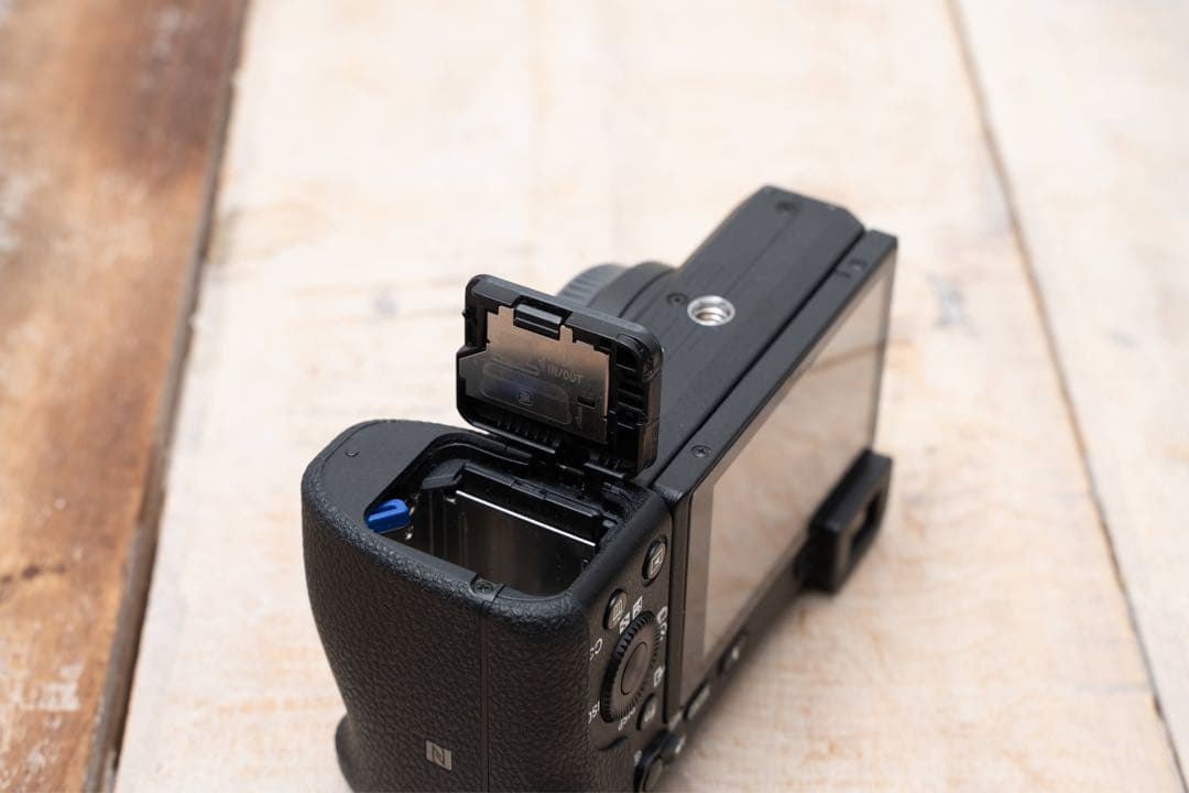 ＊*¨様 Sony α6500 ミラーレスカメラ 本体