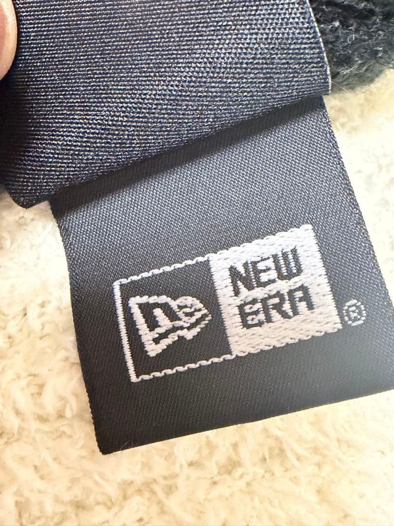 黒色ニット帽 S刺繍 Supreme