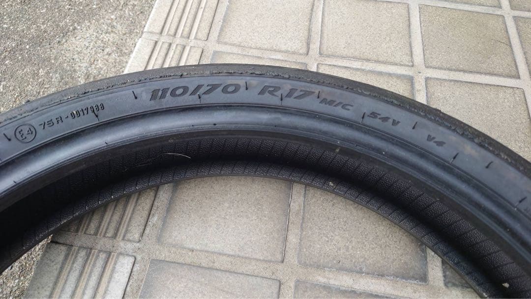 ピレリスーパーコルサV4 前後250 400 NSR TZR Γ CBRVFR - メルカリ