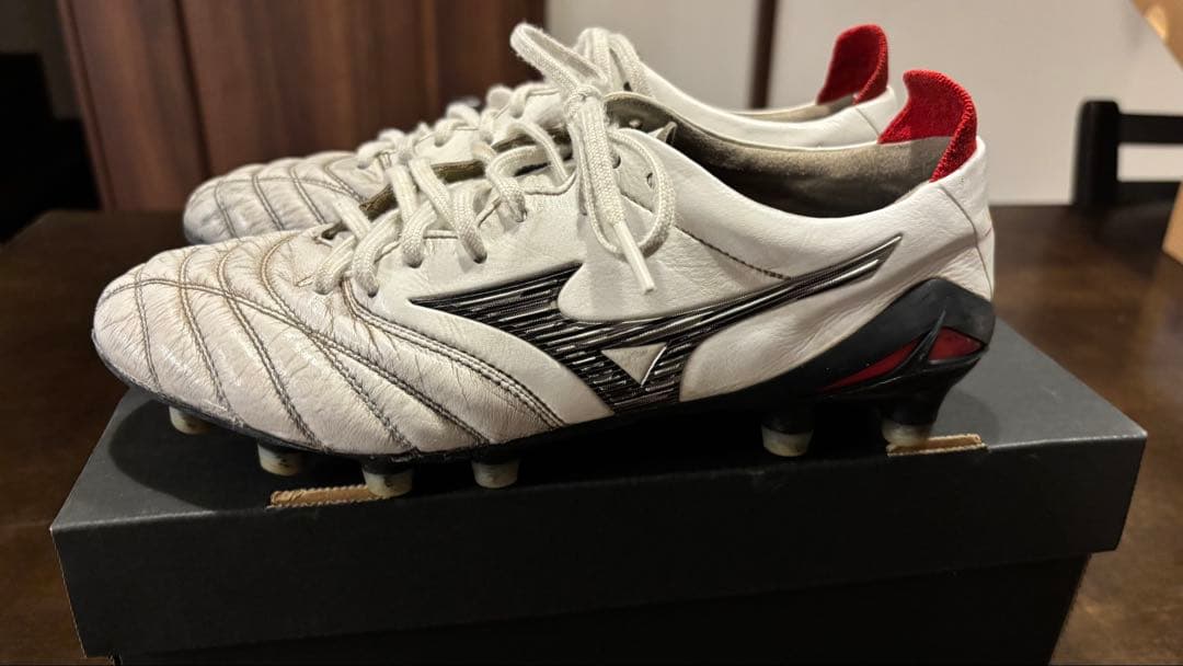 【使用回数10回程度】Morelia NEO4 サッカーシューズ 23.5cm