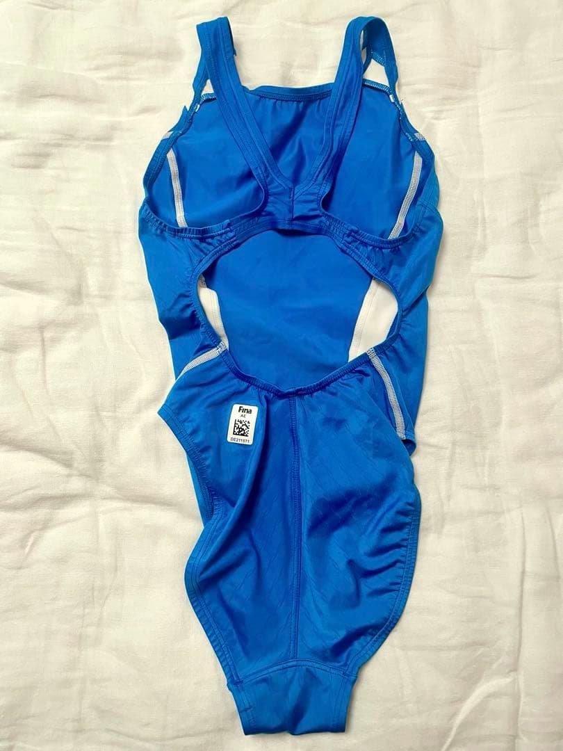 arena FAR-2507WC アリーナ　競泳水着