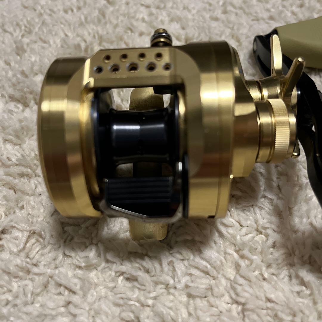 カルカッタコンクエスト200xg バリアルハンドル100 ブラック