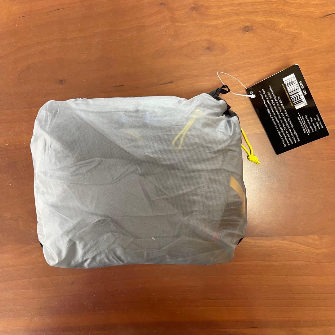 新品★シックスムーンデザインズ　ゲートウッドケープ グレー