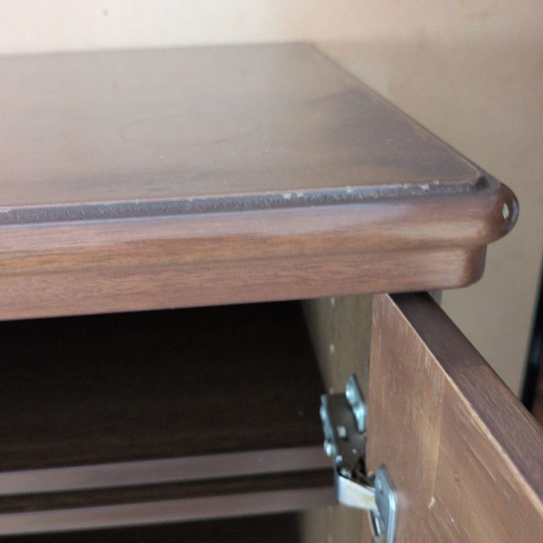 ブラウン ガラス扉本棚