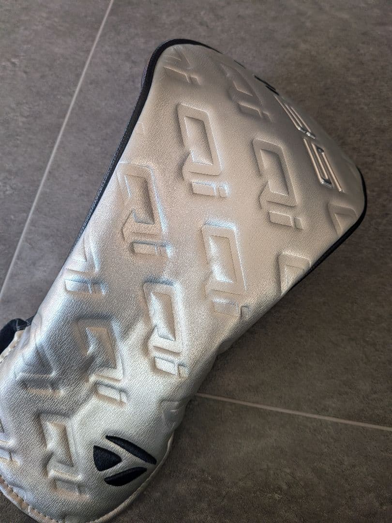 ●美品　日本仕様●Qi35LSドライバー 9.0° ヘッドカバー・保証書付