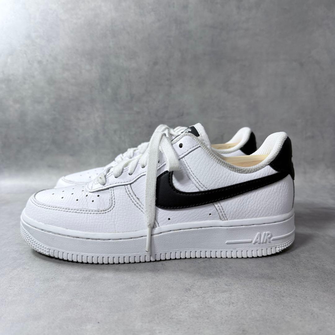 ナイキ エアフォース1 NIKE ホワイト ブラック 白黒 人気 24cm