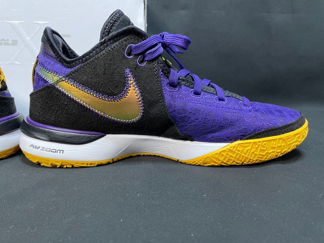 ナイキ レブロンネクストジェン　バッシュ　　621