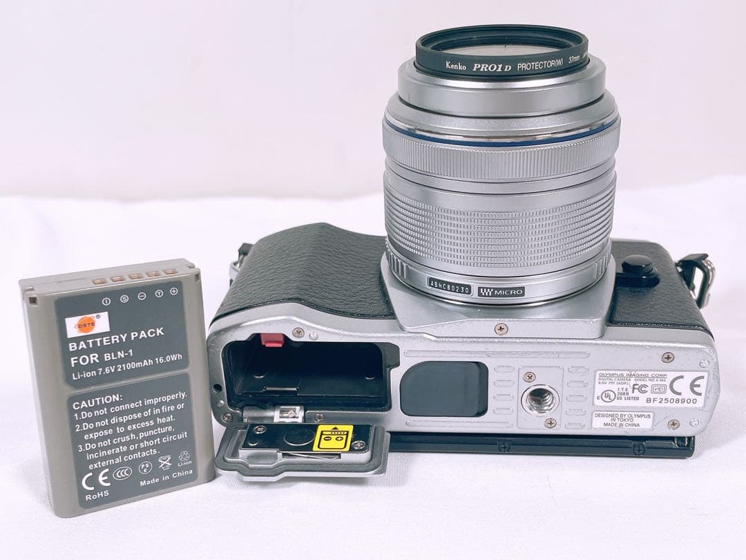 【良品】 OLYMPUS オリンパス OM-D E-M5 ④