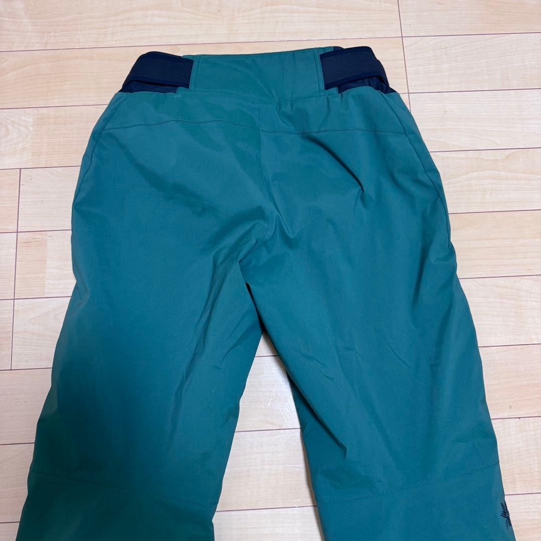 ゴールドウィン　Goldwin Lサイズ（3番）スキーウェア