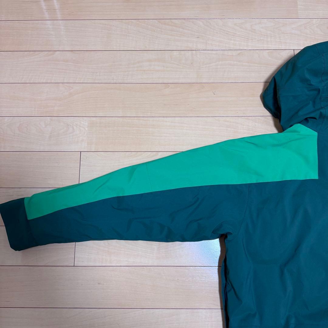 ゴールドウィン　Goldwin Lサイズ（3番）スキーウェア