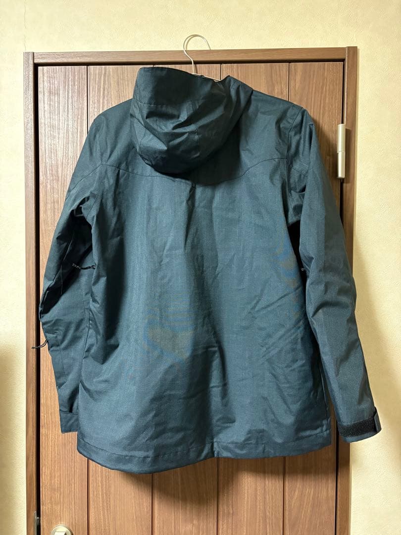 【週末限定値下げ】Columbia OMNI-TECH スノーボードジャケット