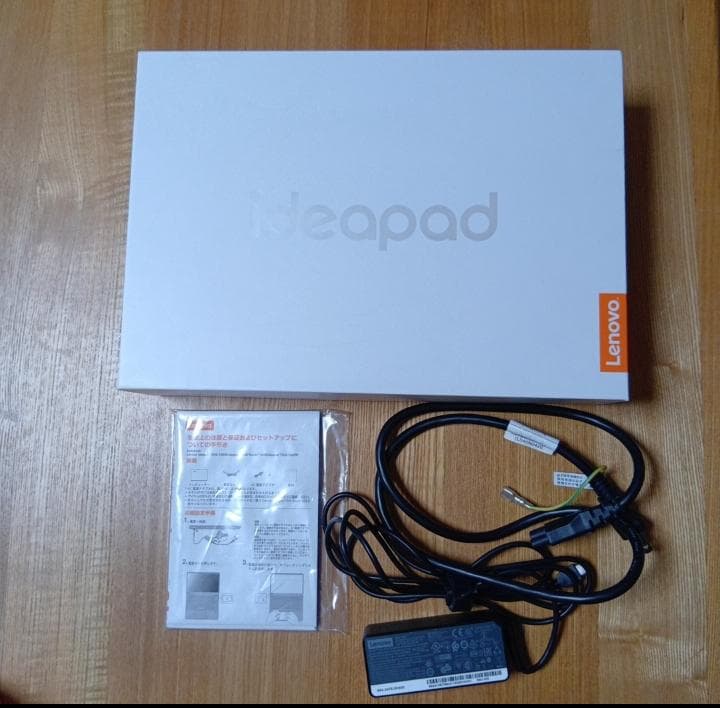 Lenovo IdeaPad 720S　初期化・動作確認済　付属品完備