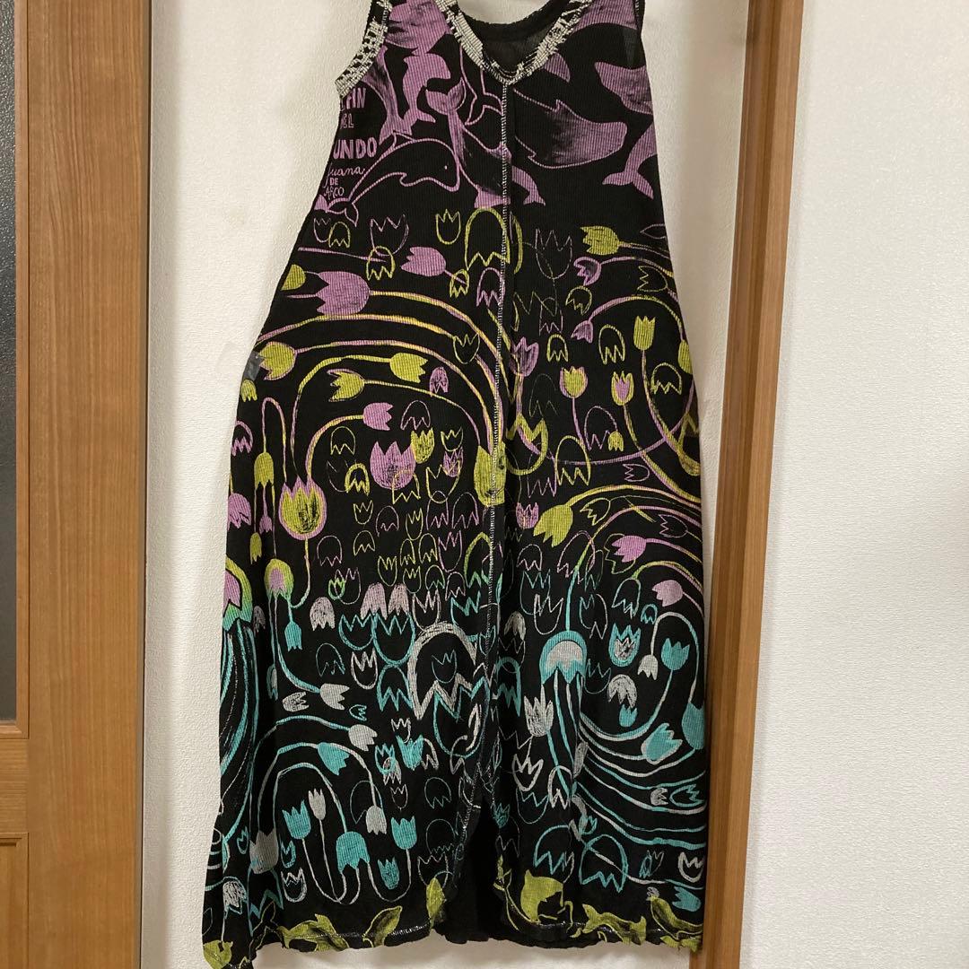 Juana de Arcoノースリーブ多色グラフィックワンピース