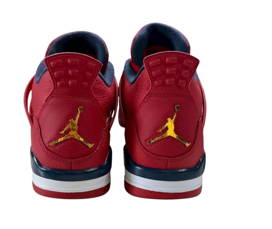 未使用品 19年 NIKE エアジョーダン 4 レトロ US９ 27㎝