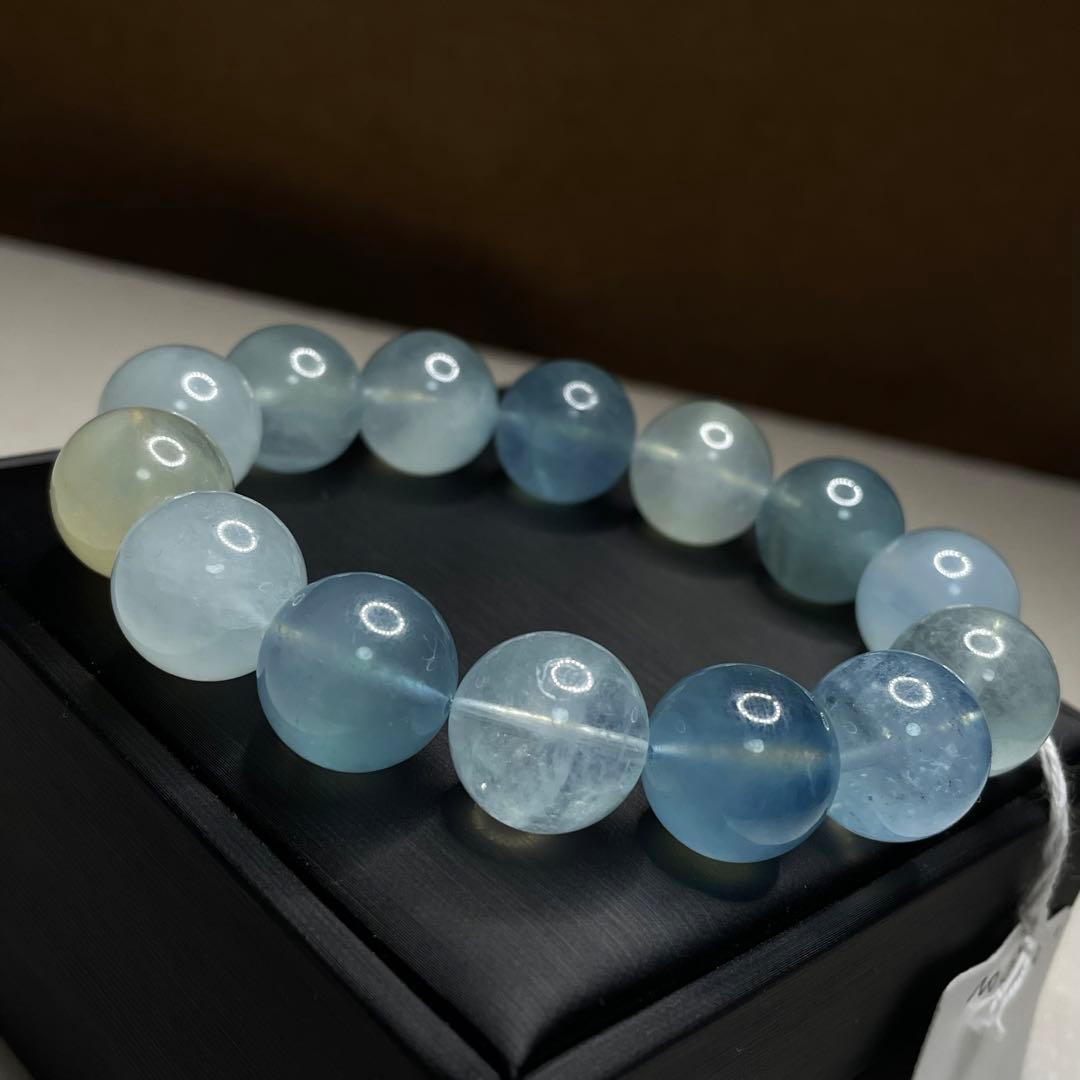 スーパーセール☆希少な大玉☆ミックスアクアマリン