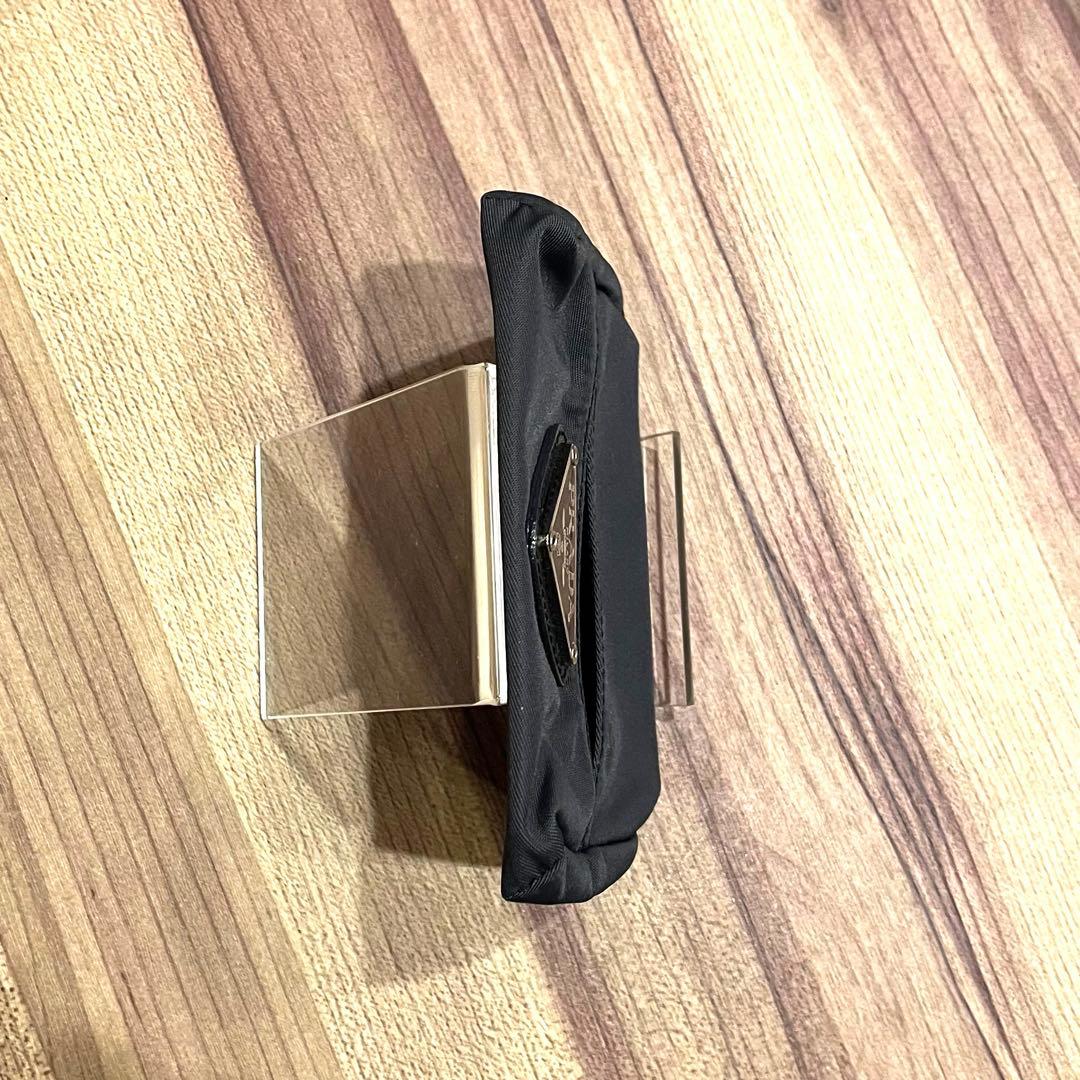 ✨正規品✨未使用品✨PRADA プラダ ティッシュケース ナイロン 三角ロゴ 黒