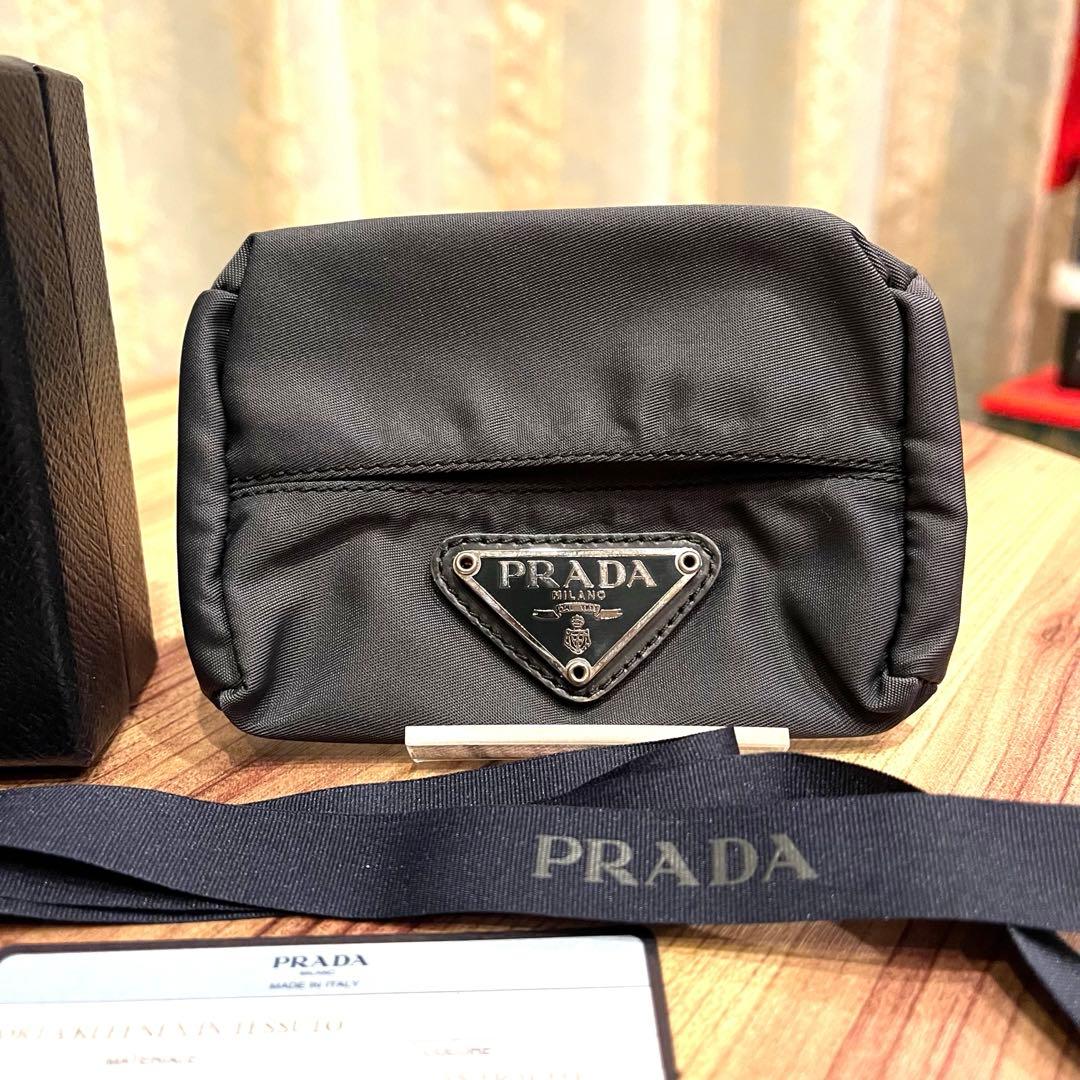 ✨正規品✨未使用品✨PRADA プラダ ティッシュケース ナイロン 三角ロゴ 黒