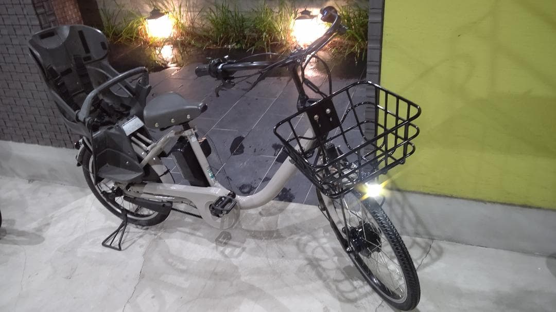 2024年モデル　BIKKE　MOB　dd　回生充電機能付　電動自転車