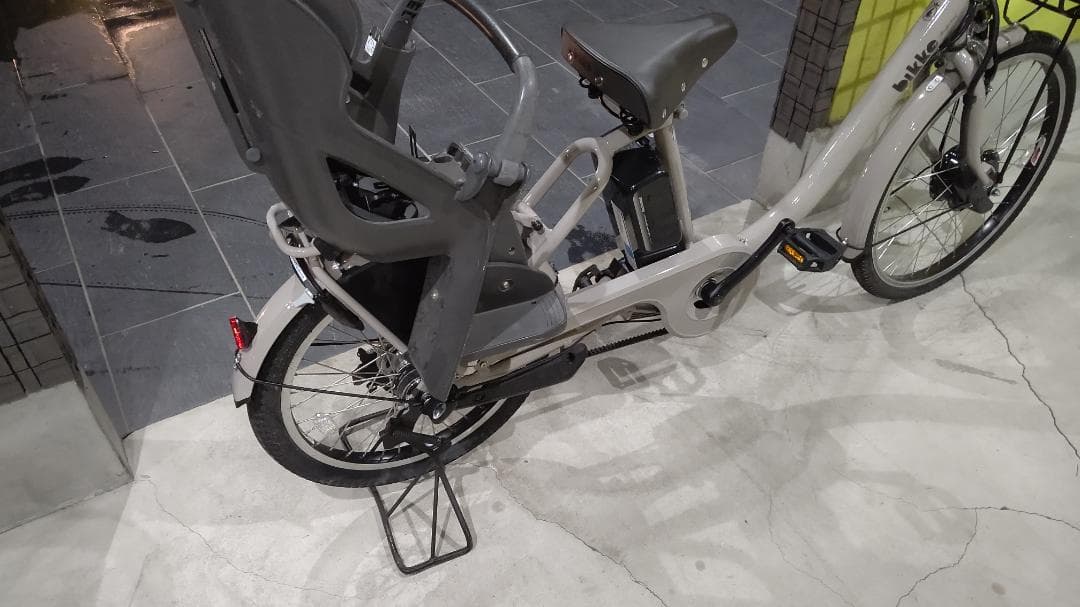 2024年モデル　BIKKE　MOB　dd　回生充電機能付　電動自転車
