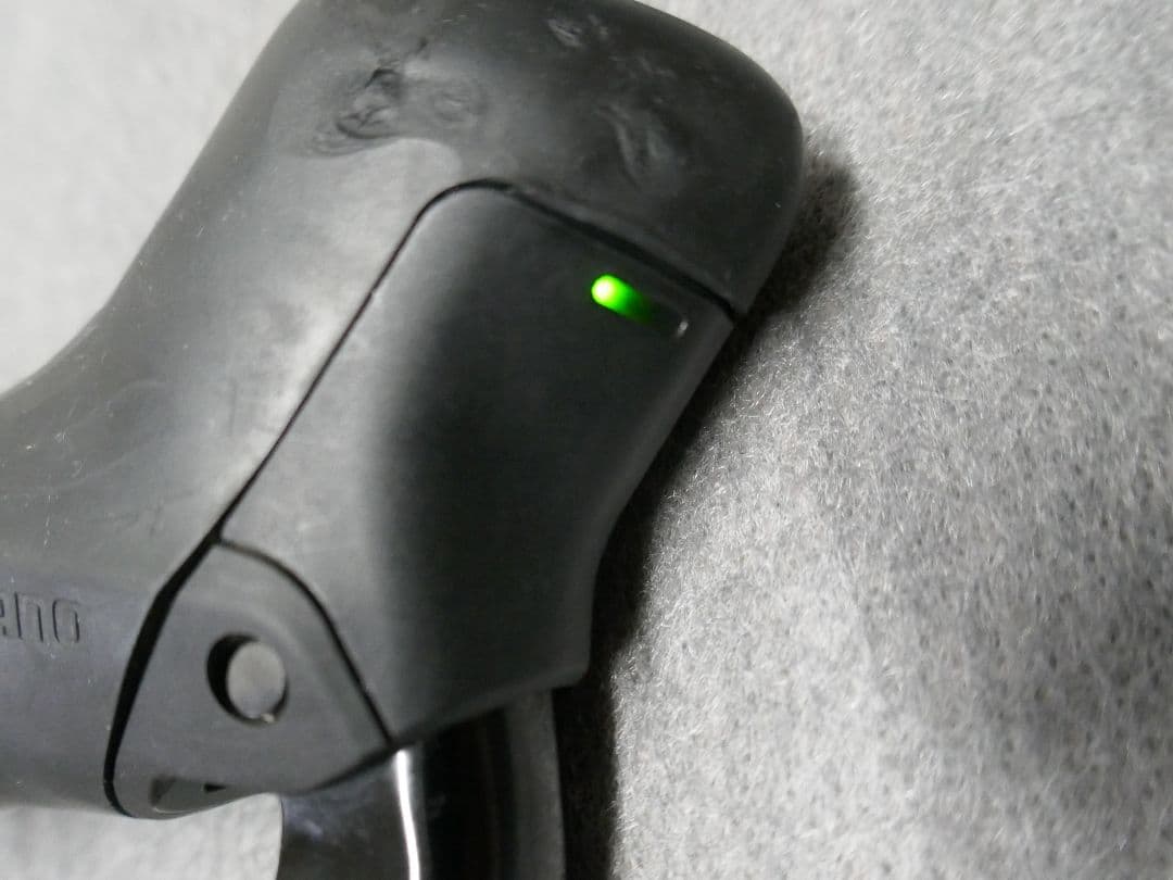 Shimano 105 Di2 ST-R7170 12速　右のみ