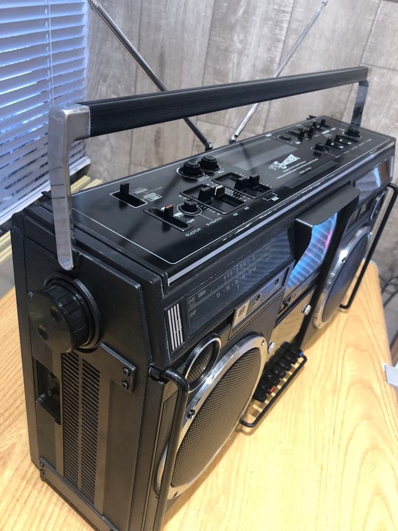 Sharp 5P-R2U tv ラジオカセット