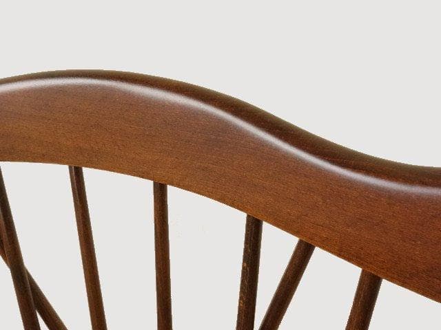 飛騨産業　キツツキ　スピンドルチェアーB　イス　椅子　 木製　再塗装済ＵＳＥＤ