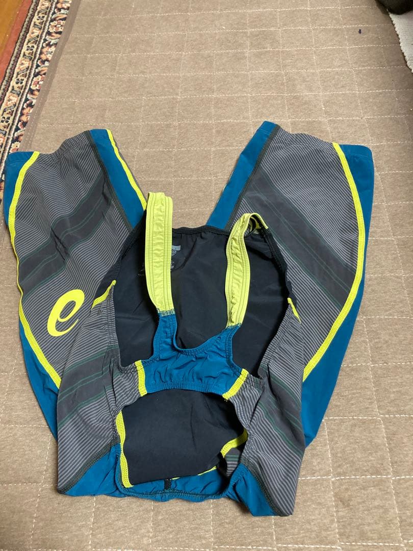 FINA 競泳用水着 AS220410 黒/青/灰/黄