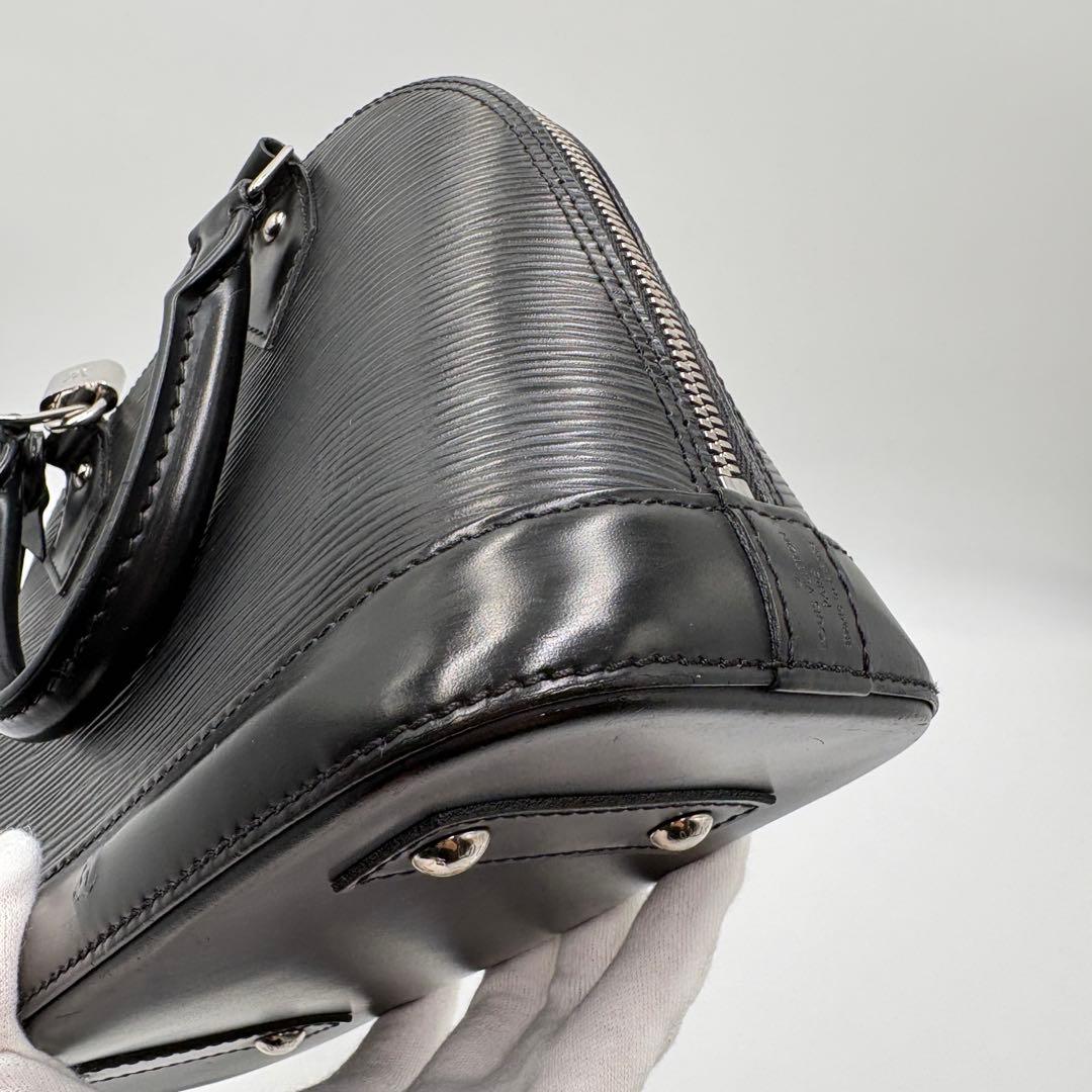 Mei様✨ルイヴィトン エピ アルマBB M40862 バッグ　ノワール