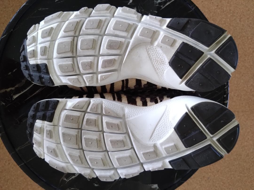 超激レア【NIKE】エアフットスケープウーブン ゼブラ柄ハラコレザースニーカー