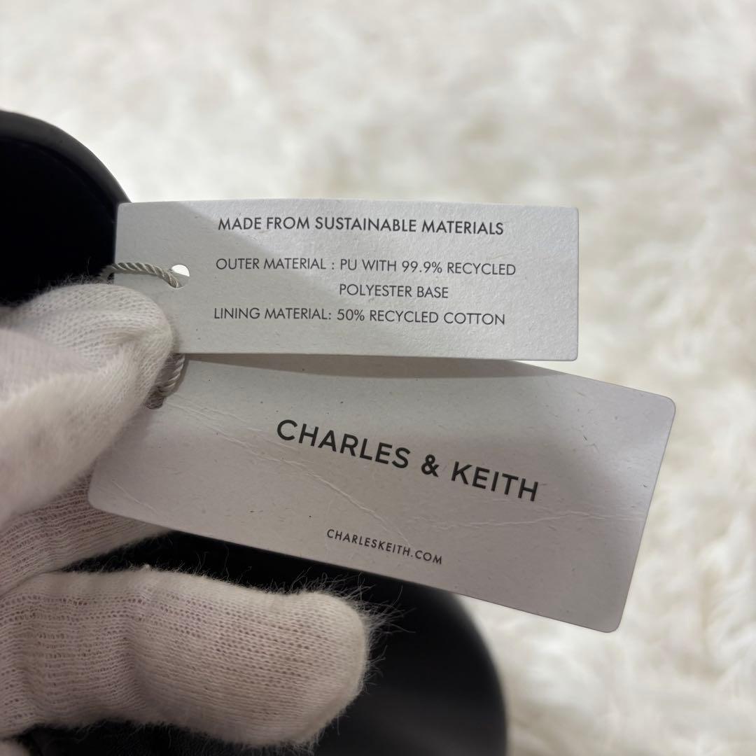 【未使用】タグ付き チャールズアンドキース リュック バッグパック ブラック