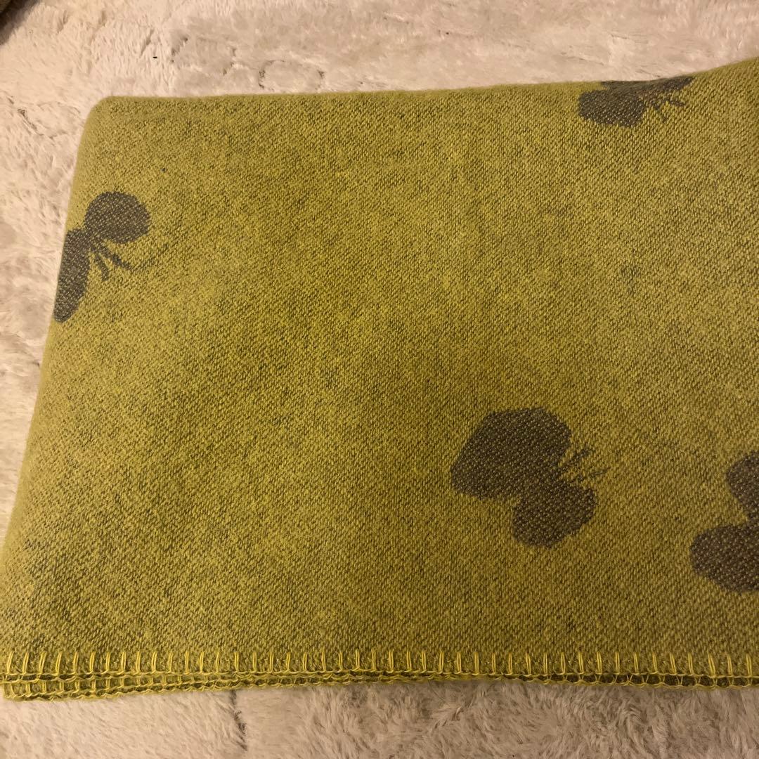 ミナペルホネン 緑色模様ストール フリンジ付き