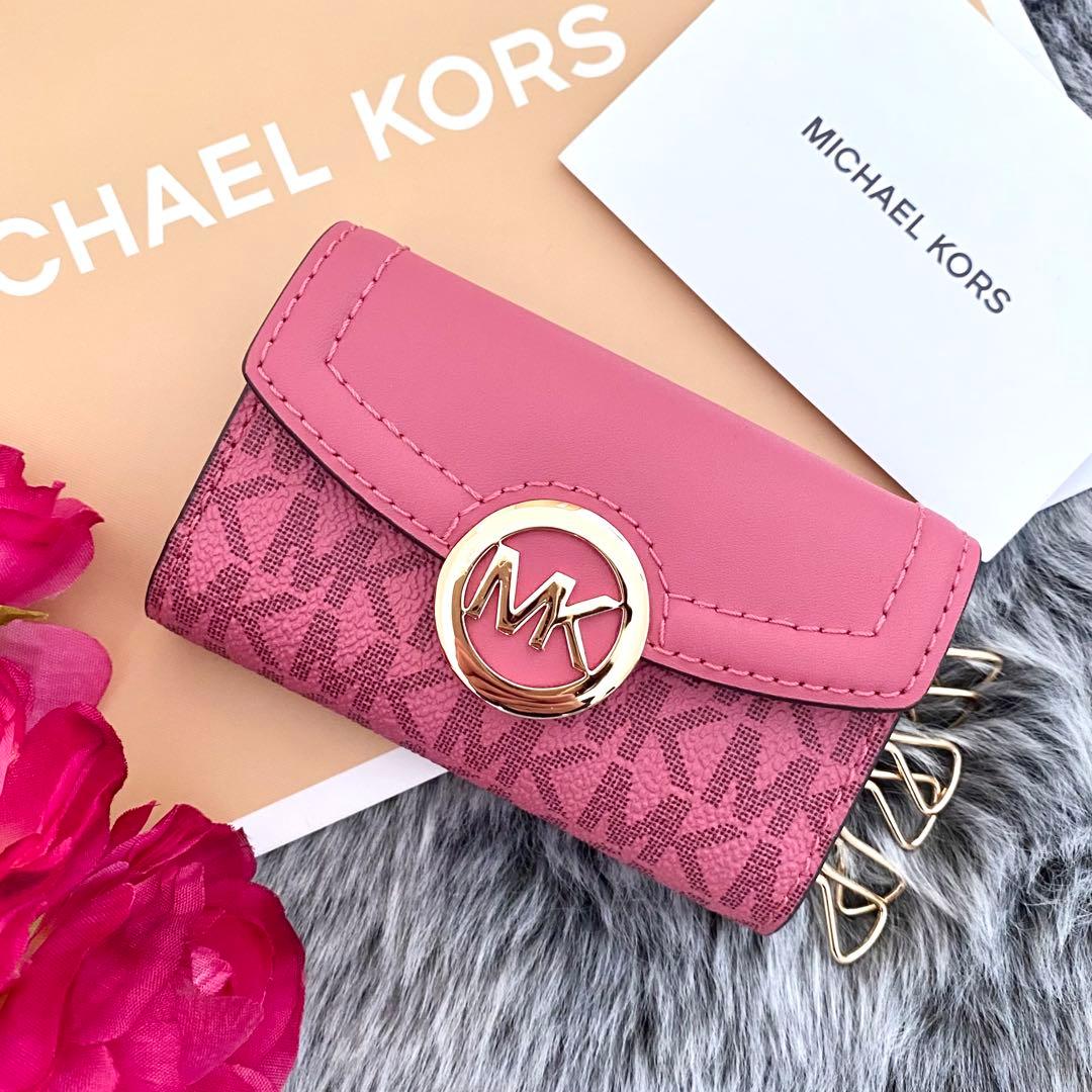新品☆MICHAEL KORS キーケース　ピンク レザー キーケース